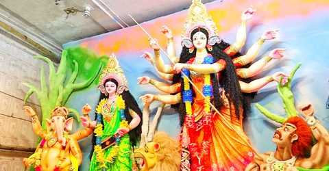উৎসবমুখর পরিবেশে শারদীয় দুর্গোৎসব উদযাপিত