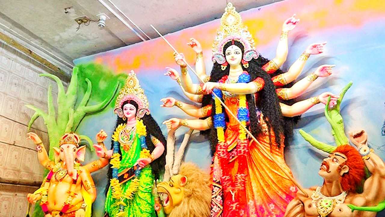 উৎসবমুখর পরিবেশে শারদীয় দুর্গোৎসব উদযাপিত