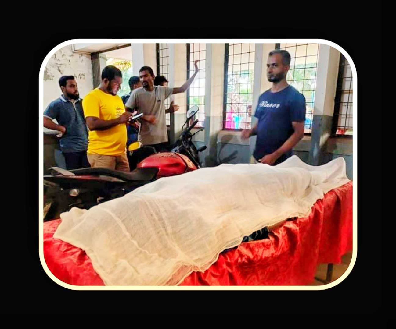 বিদ্যুৎ লাইন মেরামত করতে গিয়ে বিদ্যুৎ কর্মী ১ জনের মৃ*ত্যু, আহত ১